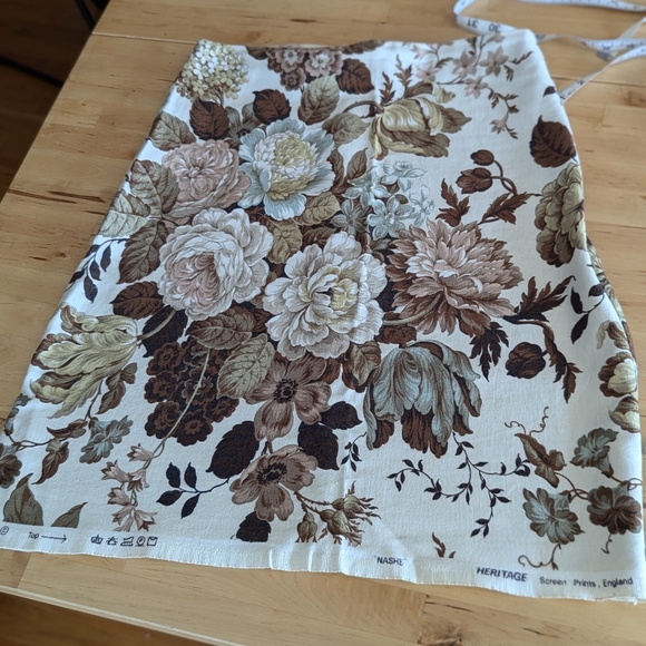 Vintage curtain skirt 8 - Picture 8 of 8